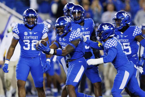 Rare ranked showdown for No. 3 Tennessee No. 19 Kentucky AP News